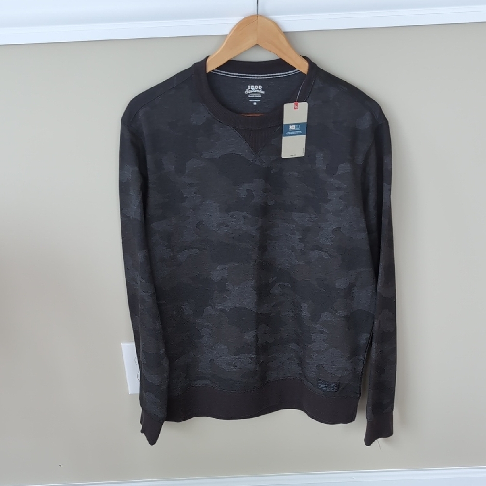 Izod Men's Long Sleeve Camo Tee
